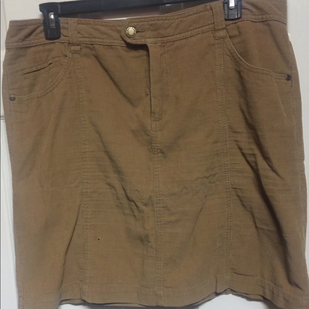 Camel Faded Glory corduroy skirt